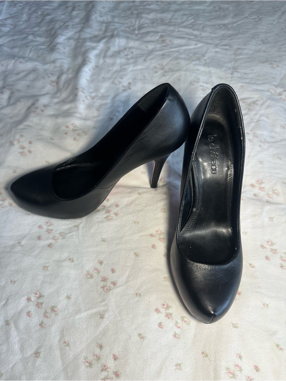 le chateau Black Pointed-Toe Stiletto Pumps
